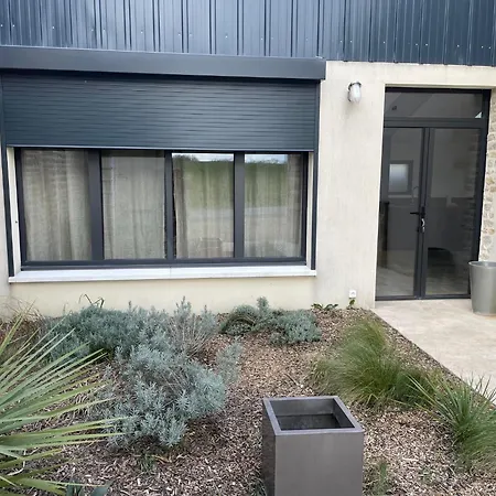 Le Hangar A Jojo Holiday home *